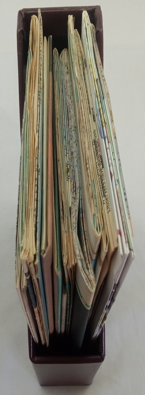 National Geographic Leather Map Case – Vintage Collector's Edition, 20 Maps