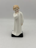 Royal Doulton Figurine “Darling” HN1985 – Fine Bone China Collectible