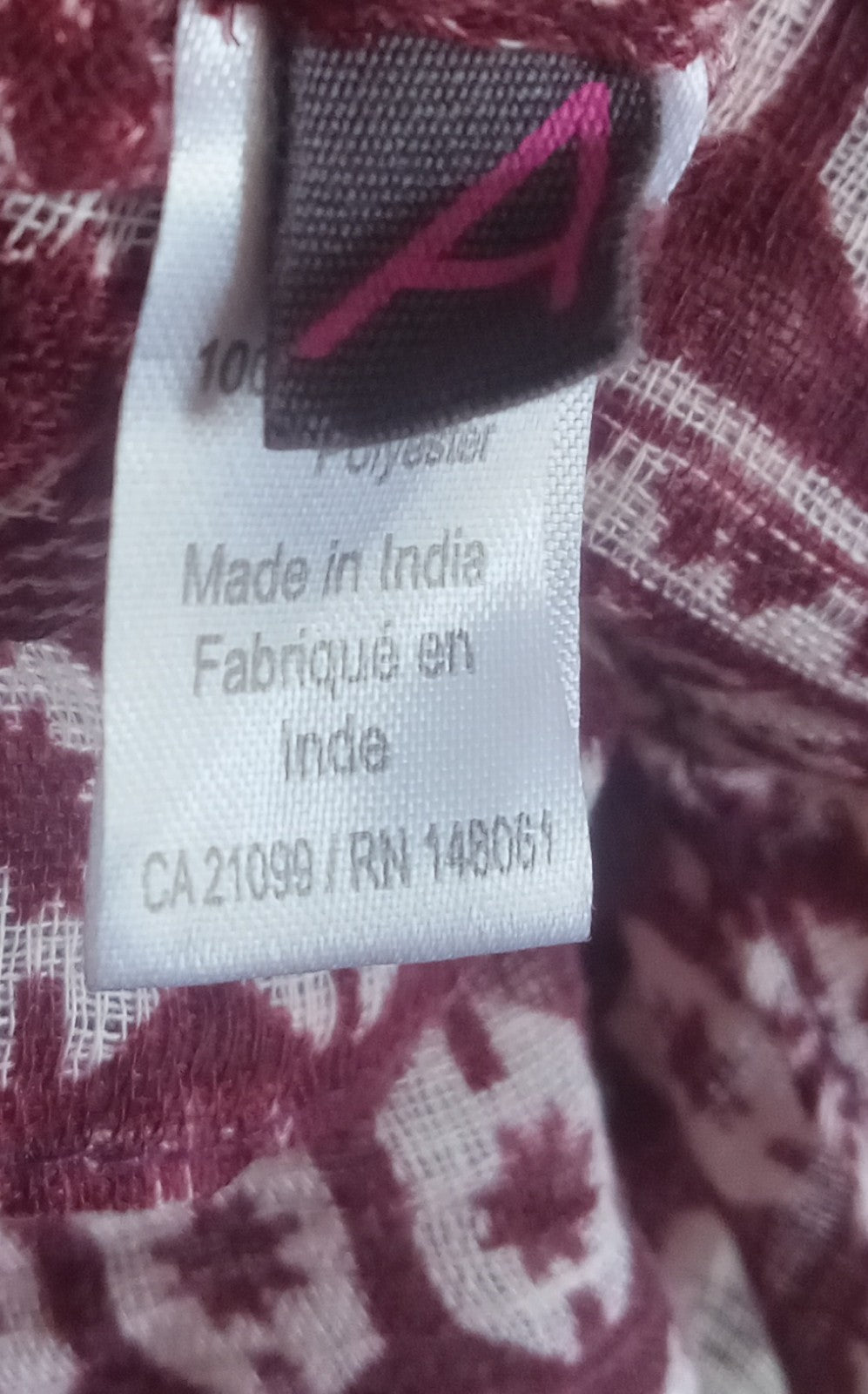 Red Patterned Fashion Scarf Lightweight Casual Winter Wrap Women’s Accessory