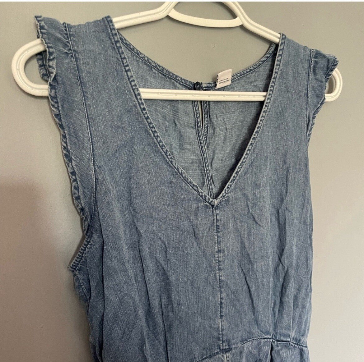 Women’s Old Navy Denim Chambray Romper Size Medium