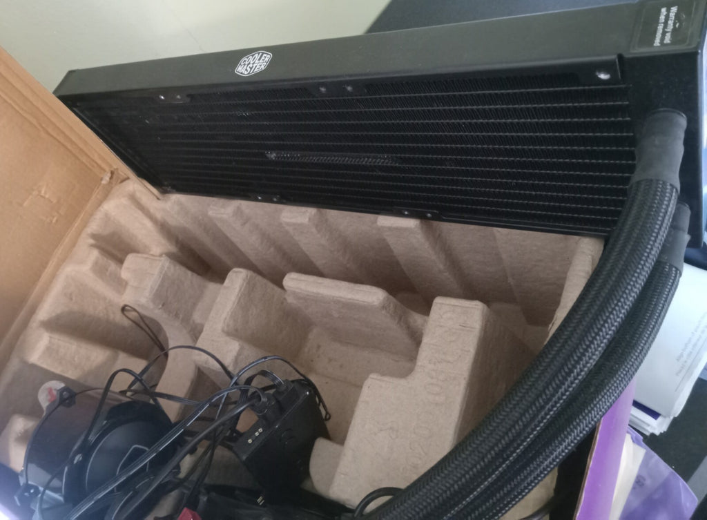 Cooler Master MasterLiquid ML360R RGB CPU Cooler – For Parts or Repair