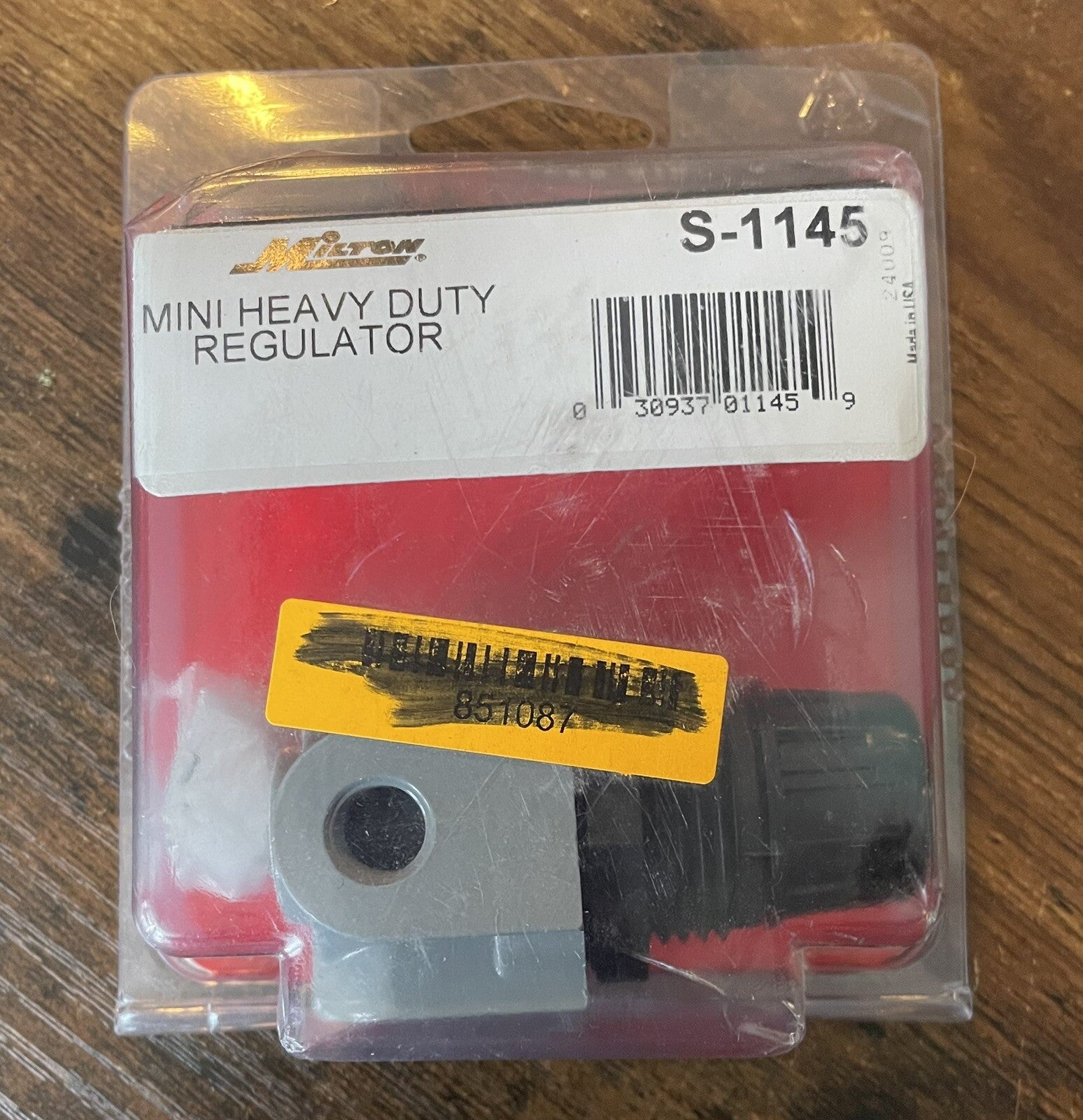 Milton Compact 1/4" NPT Mini Regulator – Heavy‑Duty Air Pressure Control