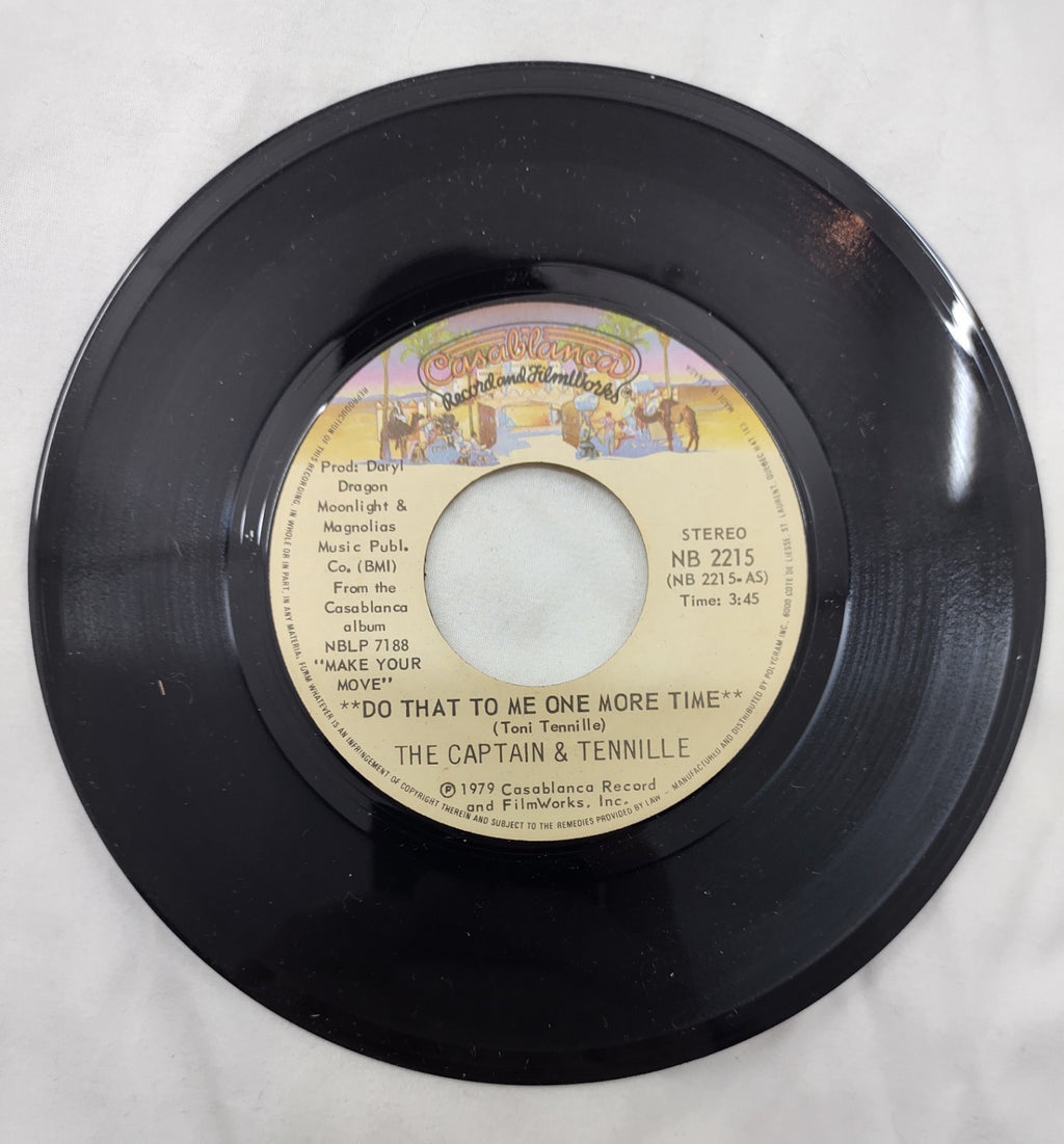 Captain & Tennille – Deep In The Dark 7” Casablanca NB 2215 Canada 1979