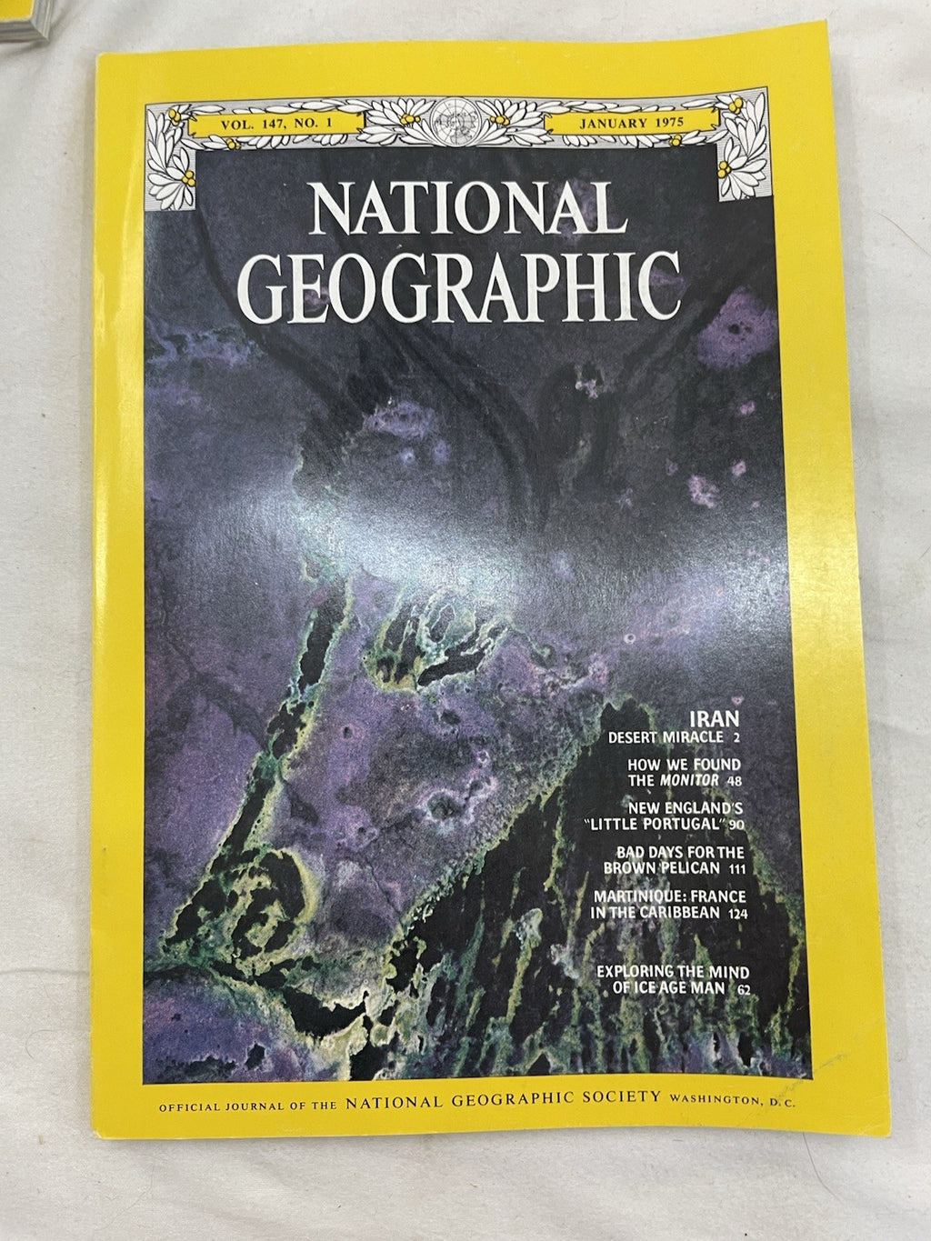 Nat Geo Mag Lot Jan–Jun 1975 Vtg Issues Set Slipcvr Earth Travel Geo