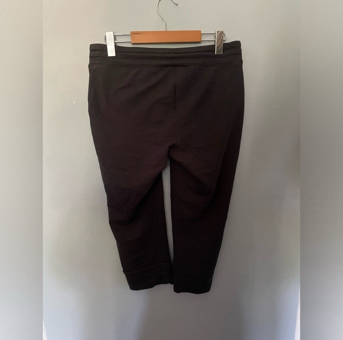 Lucy Athletic Capris Black Compression Cropped Pants Women’s Gym Medium