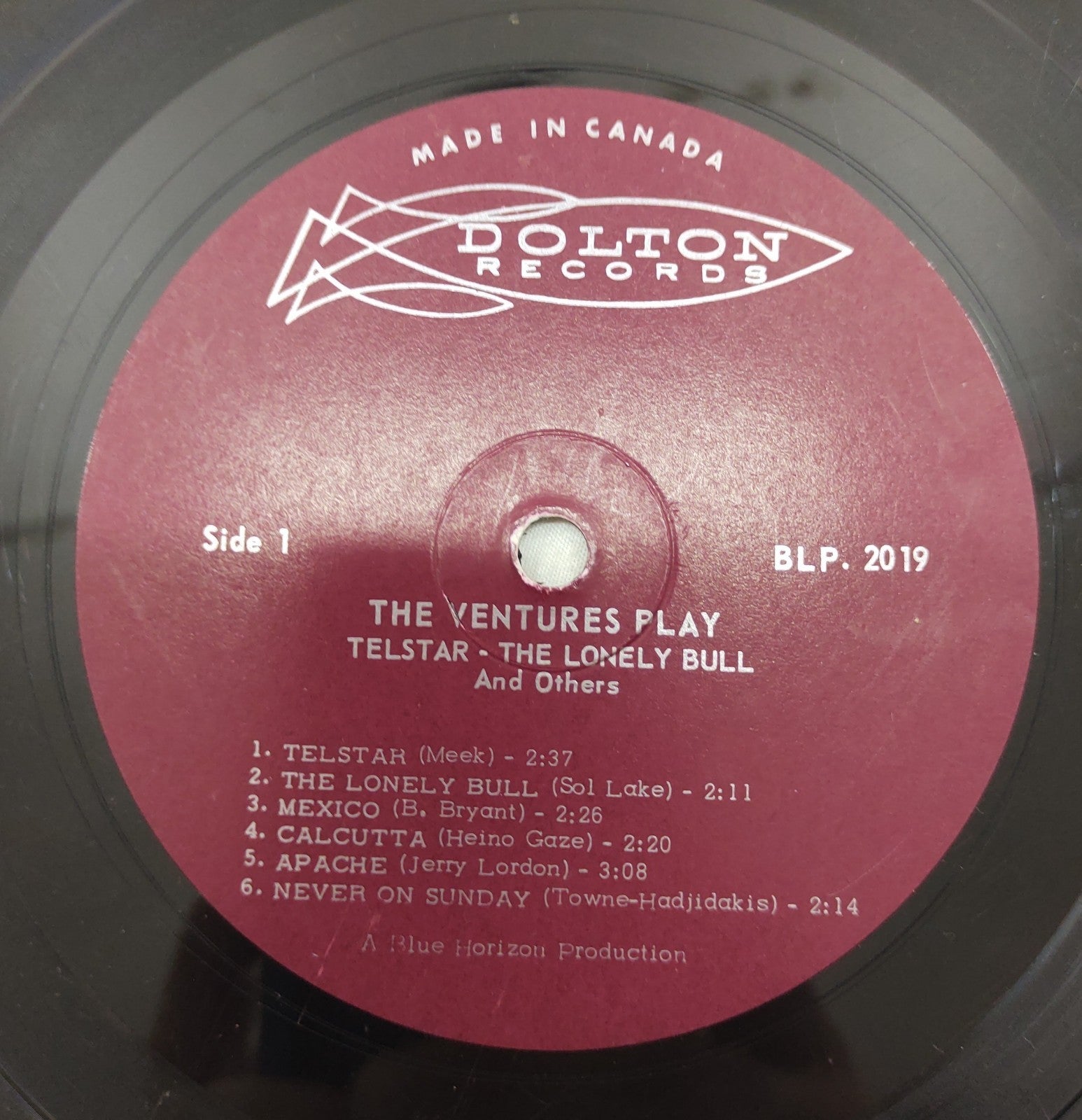 The Ventures – Play Telstar / The Lonely Bull LP Dolton BLP 2019 Surf