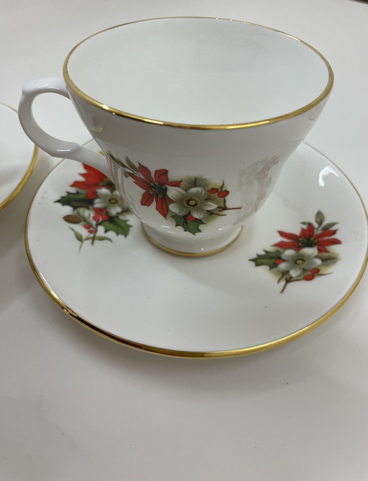 Sadler Wellington Bone China Poinsettia Tea Cups & Saucers Set of 2 Holiday