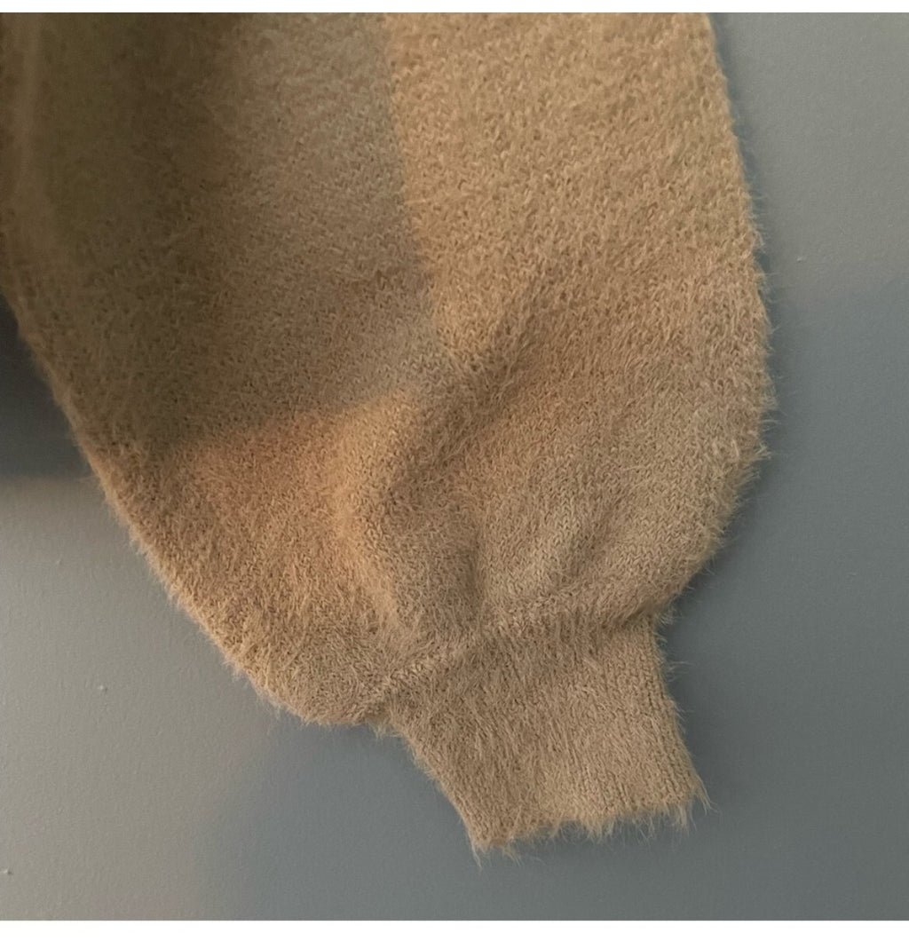 Tan Eyelash Knit Cropped Cardigan Women’s Retro Fluffy Sweater Size Medium Y2K