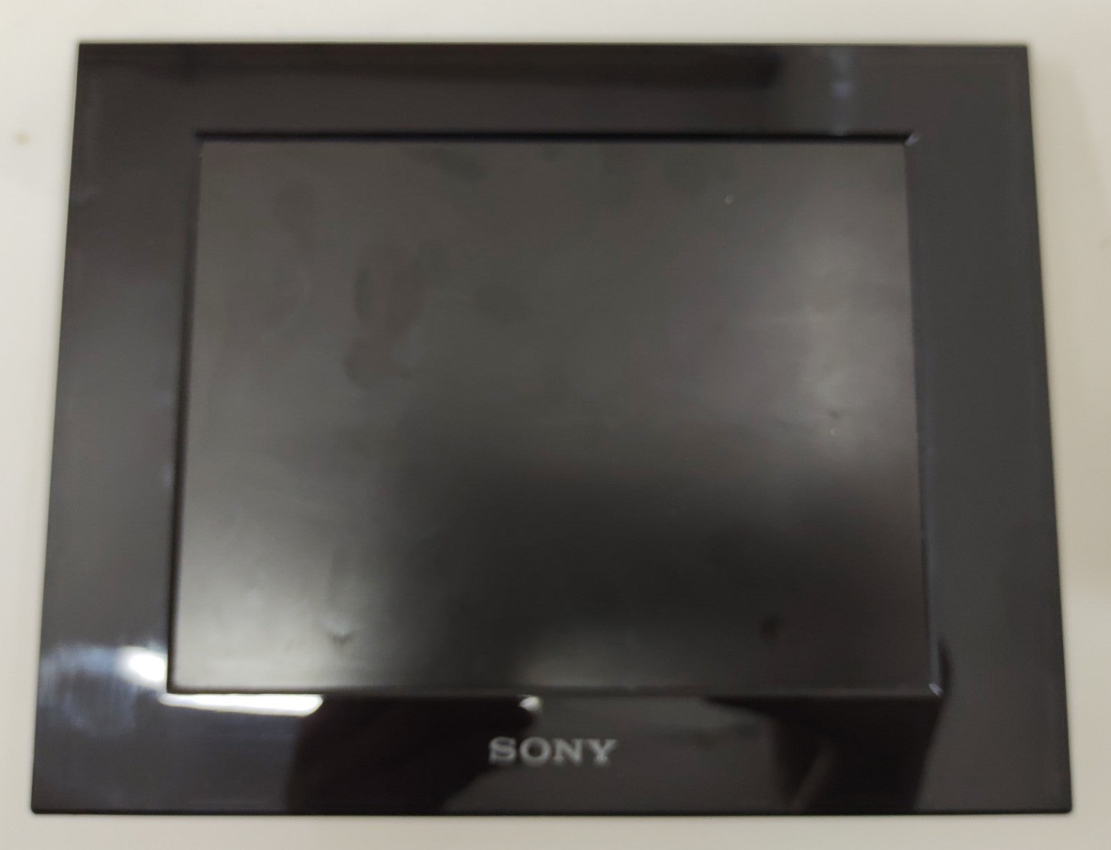 Sony S-Frame DPF-C800 8" Digital Photo Frame Black 600x800 LED Display