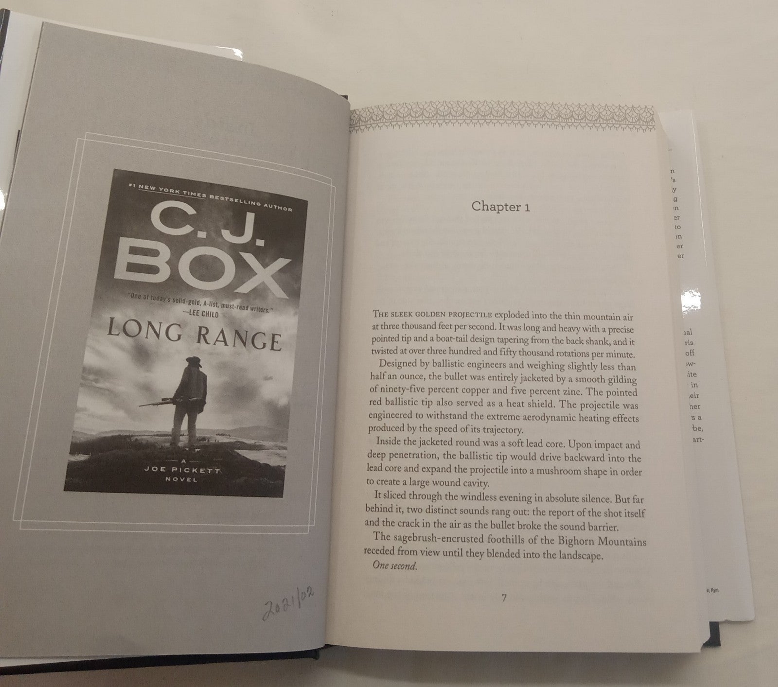 Reader’s Digest Select 2020 C.J. Box, K. Center, D.J. Palmer Vol 375 - Near Mint