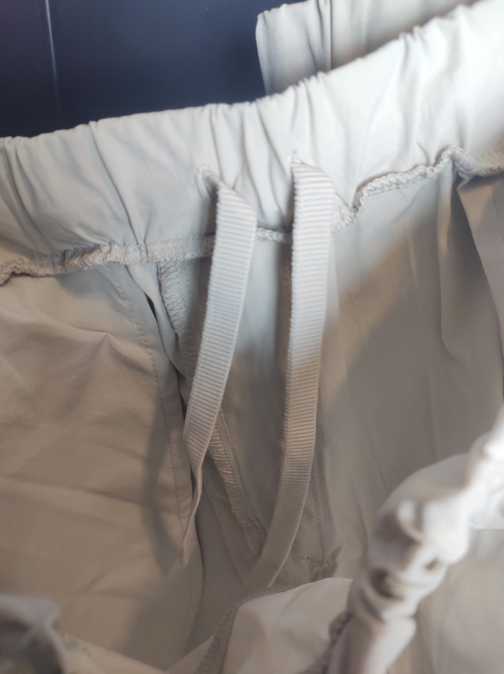 Lole Men’s Beige Stretch Active Pants Size XL Athletic Casual Bottoms NWT