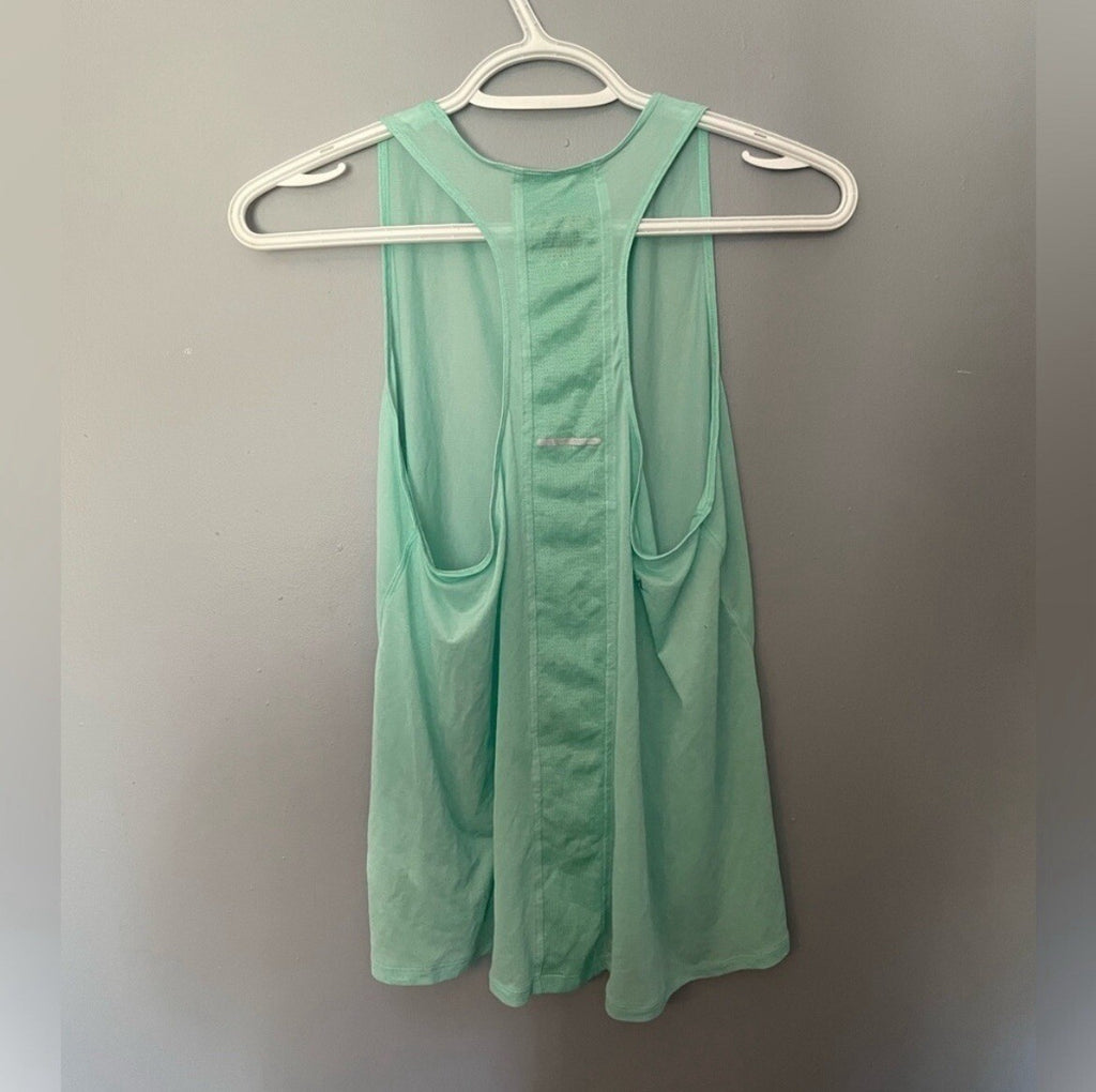 ASICS Mint Green Workout Tank Women's Size Medium Activewear Gym Shirt