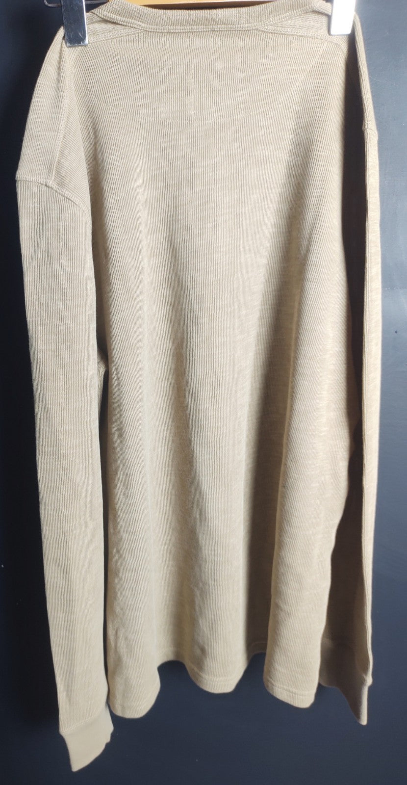 Banana Republic Men’s Beige Long Sleeve Henley Shirt Knit Casual NWT