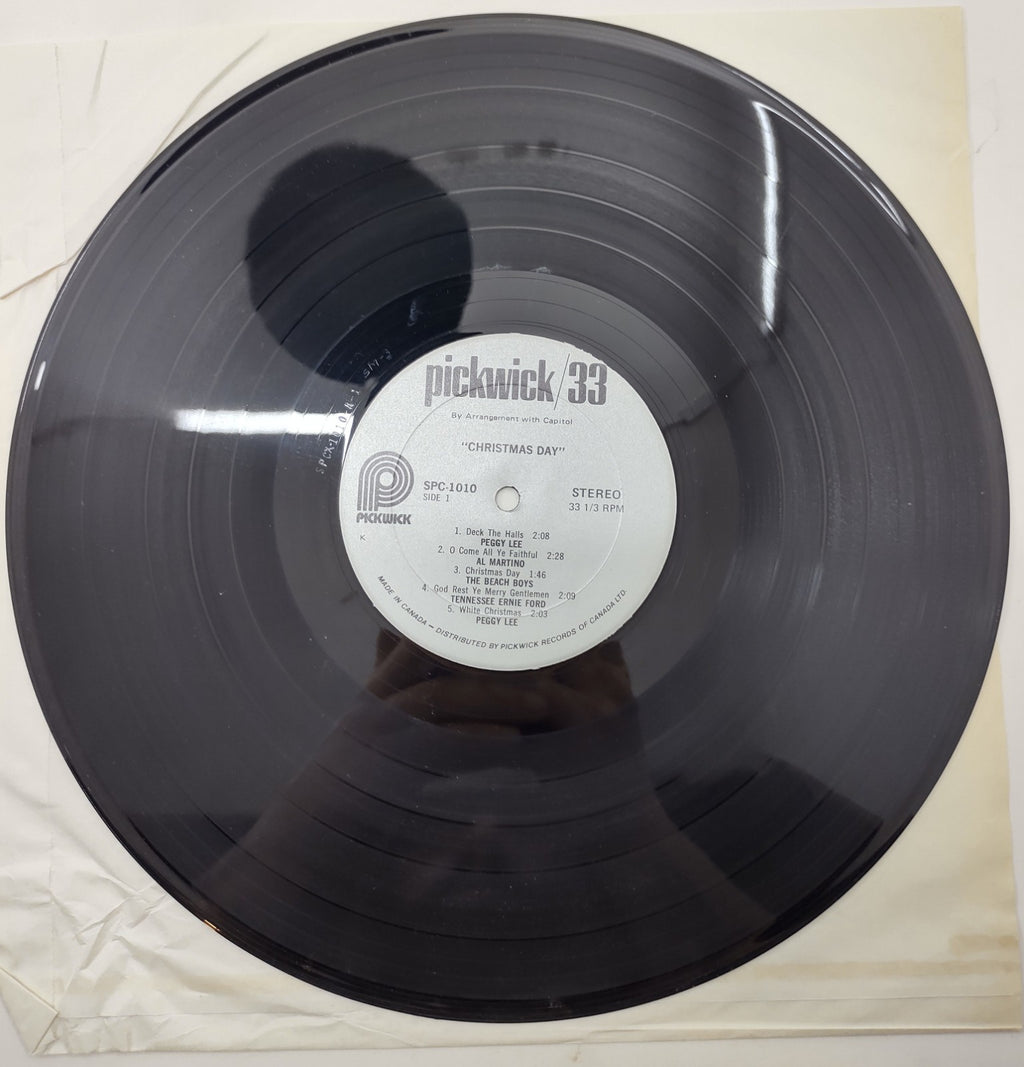 Christmas Day Vinyl LP Record Pickwick SPC-1010 The Beach Boys Nat King Cole
