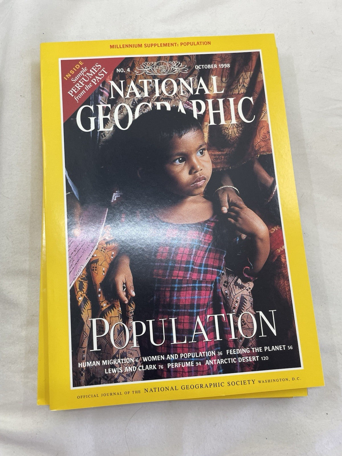 Vintage Nat Geo Jul–Dec 1998 Lot w/ Slipcover | Geography, Science