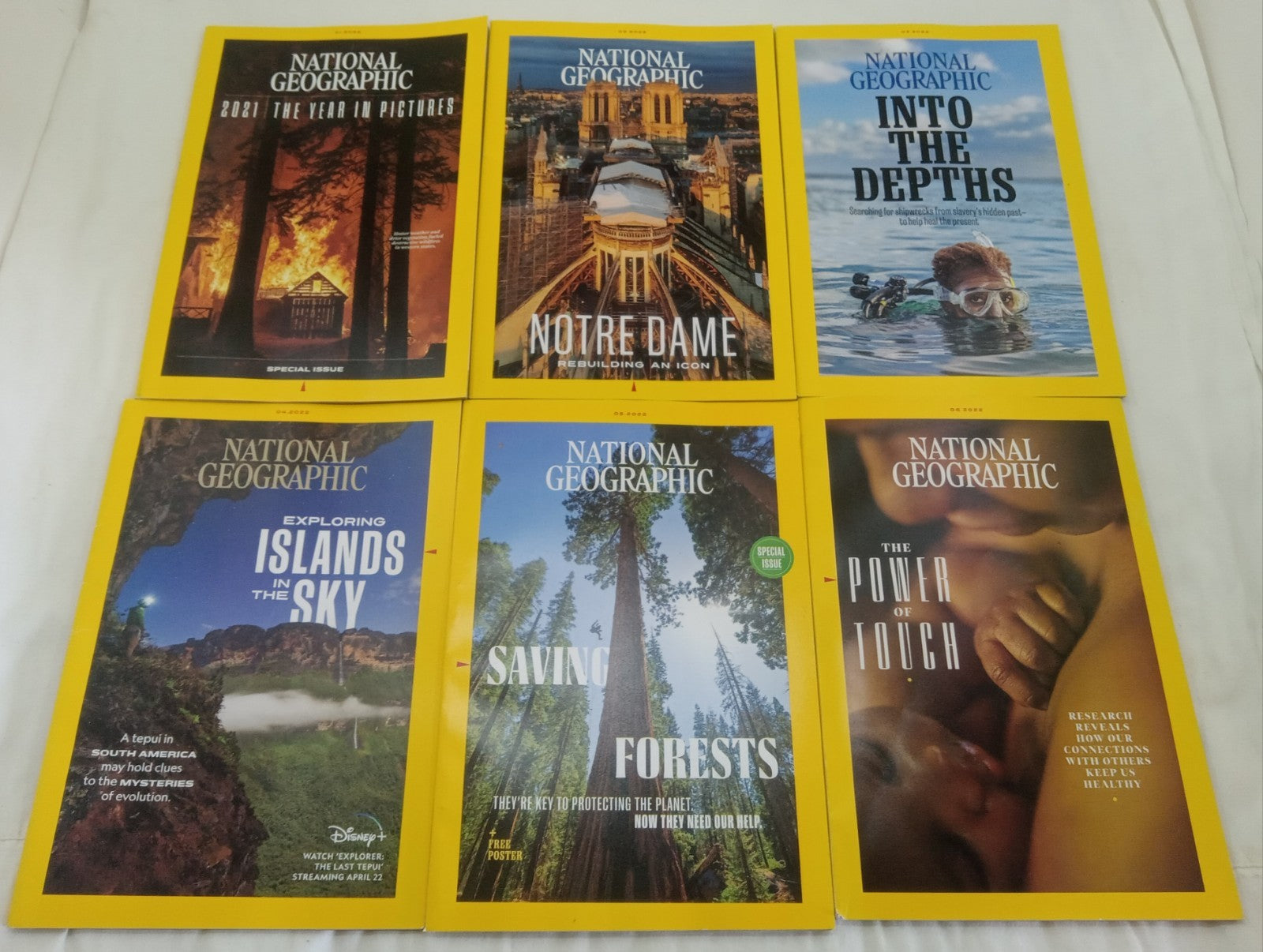 National Geographic Jan–June 2022 | 6 VG+ Mags | Faux Leather Slipcase