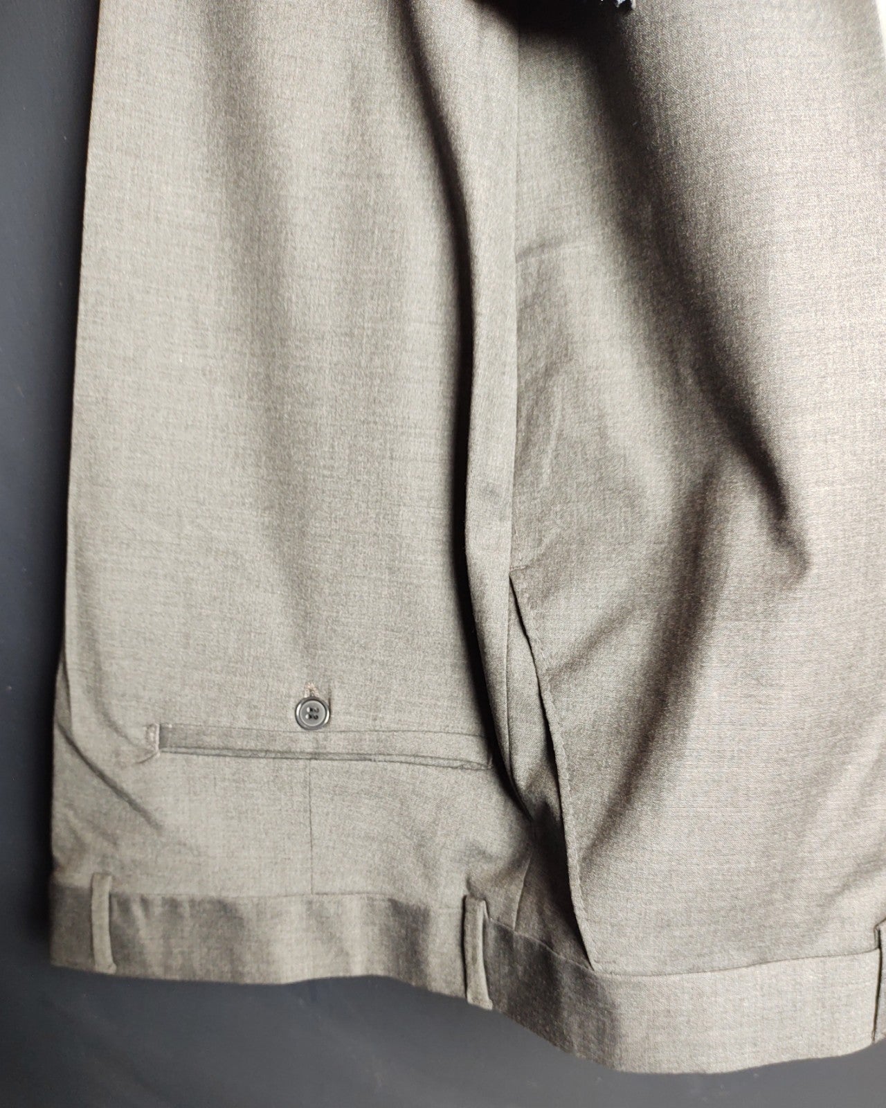 Snover Men's Grey 2-Piece Suit 46R/40W Modern Tailored NWT