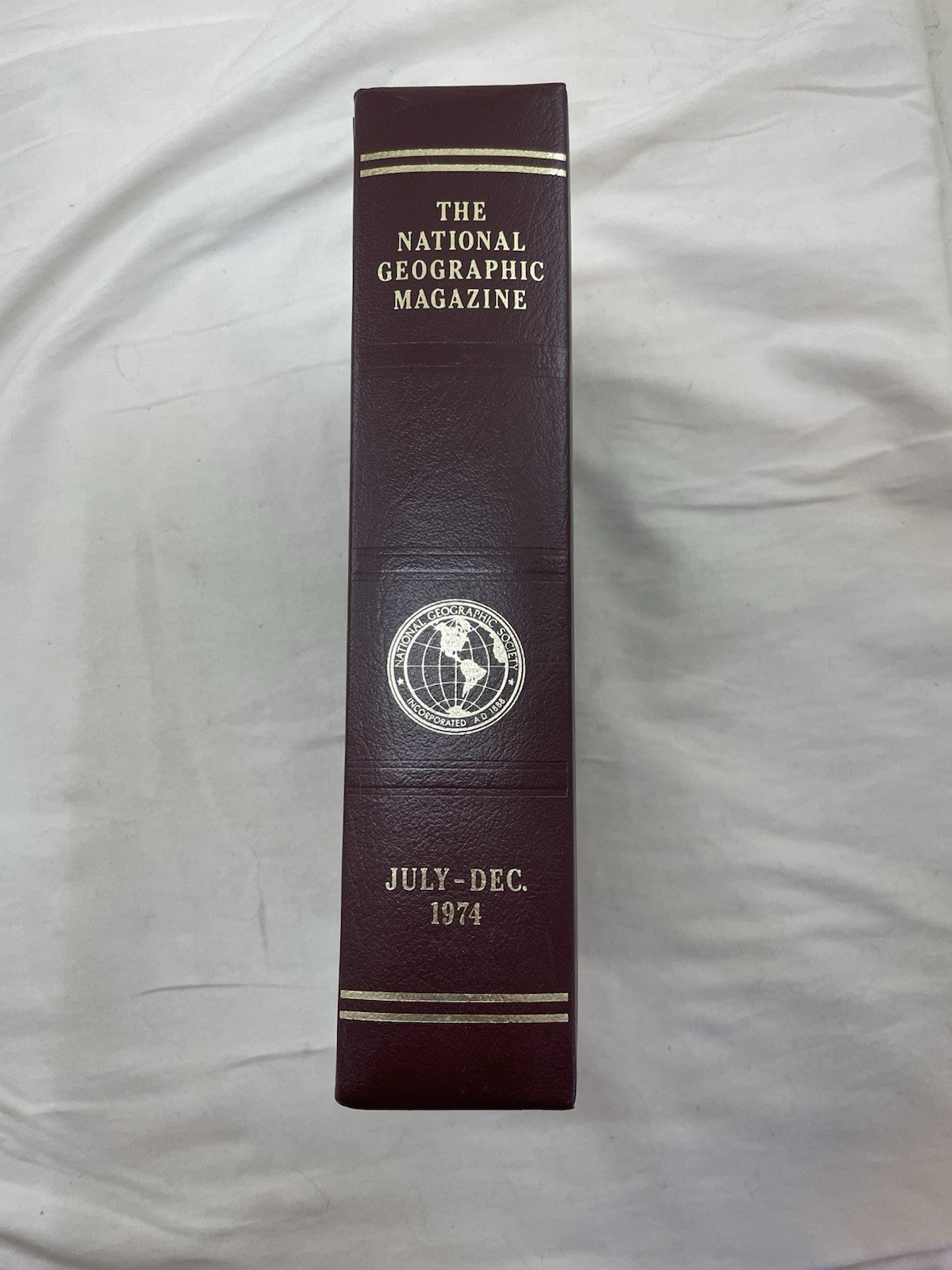 Nat Geo Mags Jul–Dec 1974 Vtg Lot Slipcvr Nature Travel Decor School