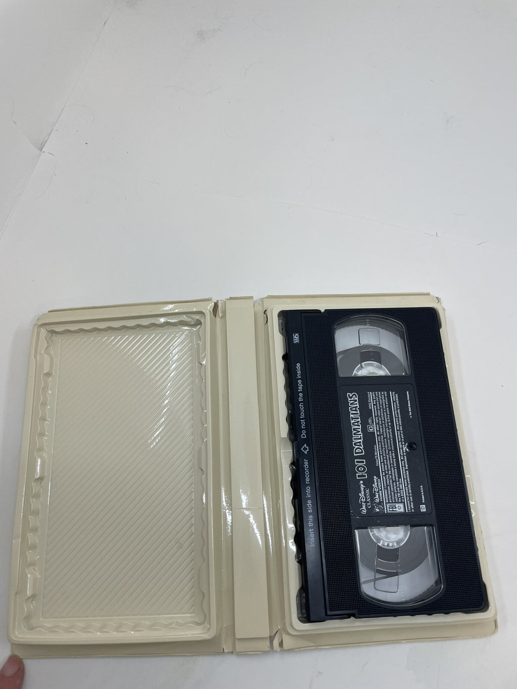 Disney VHS 101 Dalmatians 1992 Classic Animated Film Clamshell