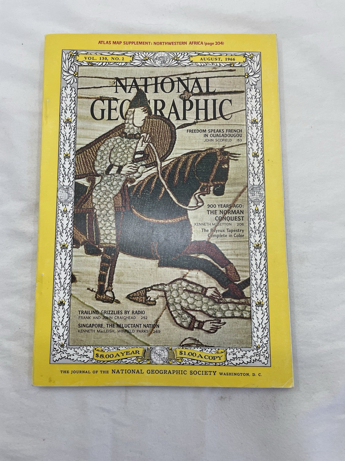 Nat Geo Mag Aug 1966 Vtg Issue Collectible Atlas World Earth Photo Ed