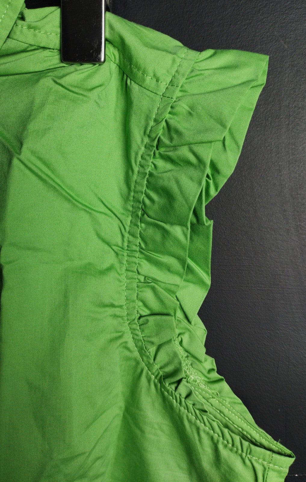 LOFT Green Sleeveless Pullover Blouse Women’s Size M Lightweight Chic Top NWT