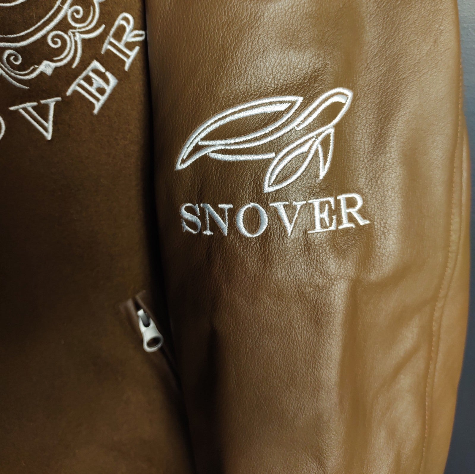 SNOVER Men’s Brown Bomber Jacket Size XL – Signature Premium Outerwear NWT