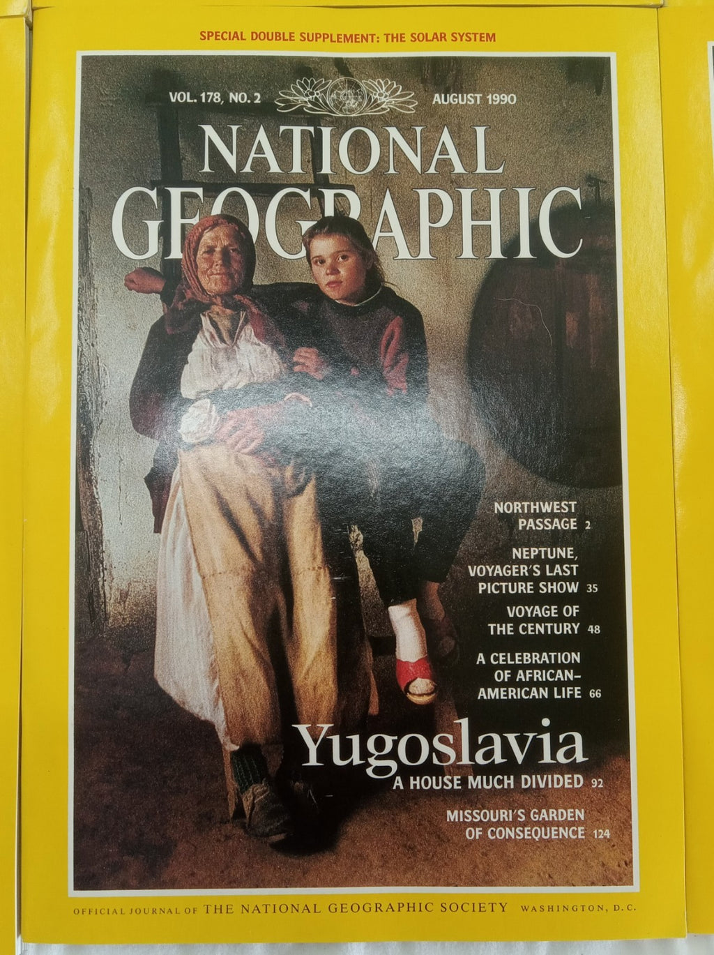 Nat Geo Magazines With Slipcover July To December 1990