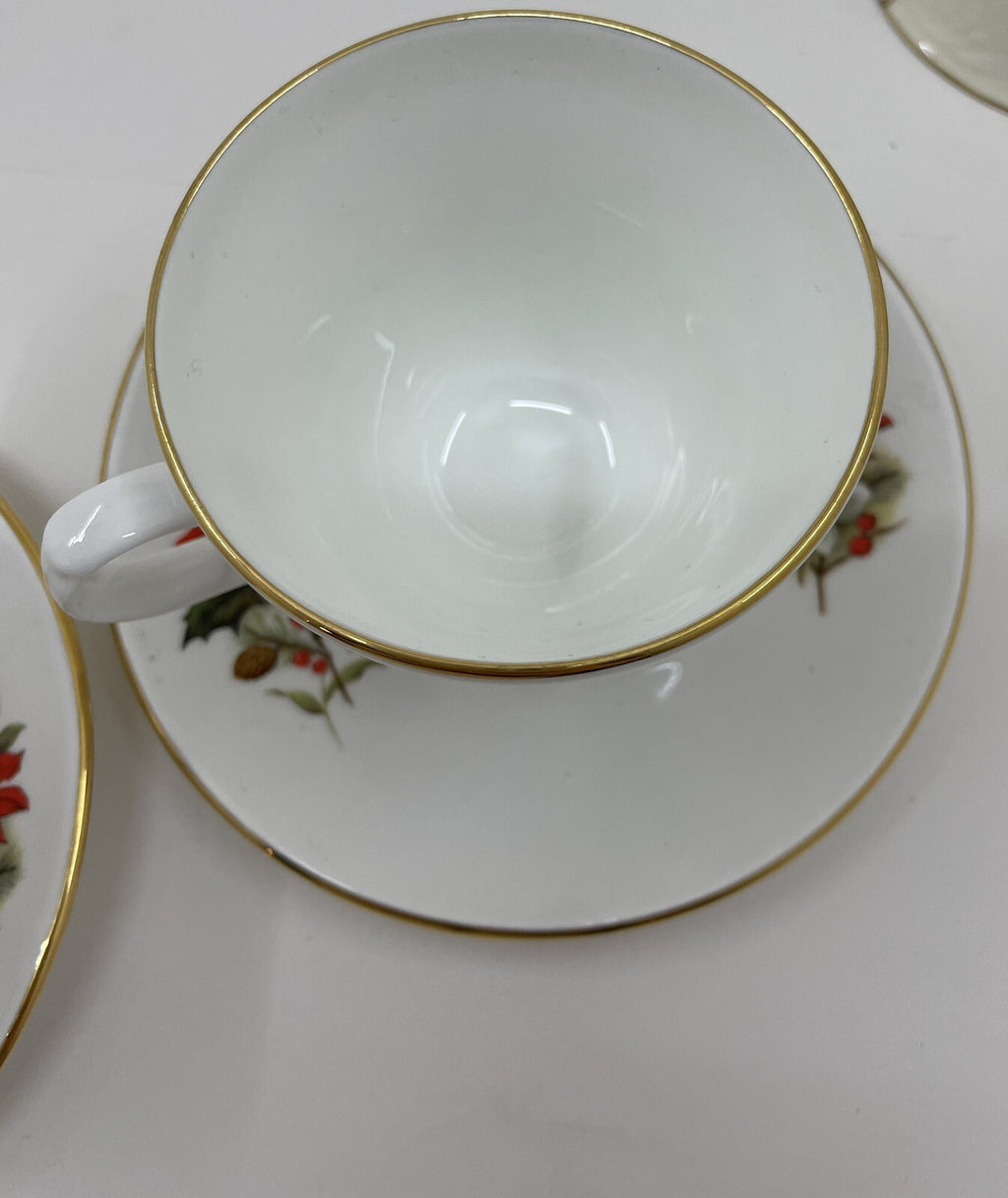 Sadler Wellington Bone China Poinsettia Tea Cups & Saucers Set of 2 Holiday