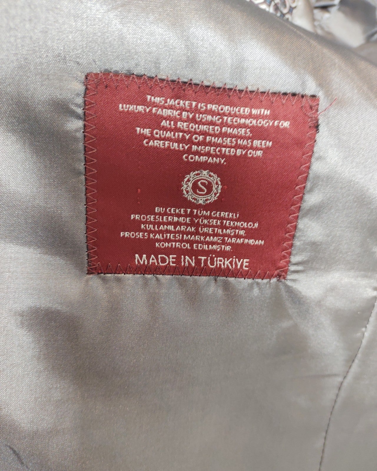 Snover Men's Grey 2-Piece Suit 46R/40W Modern Tailored NWT