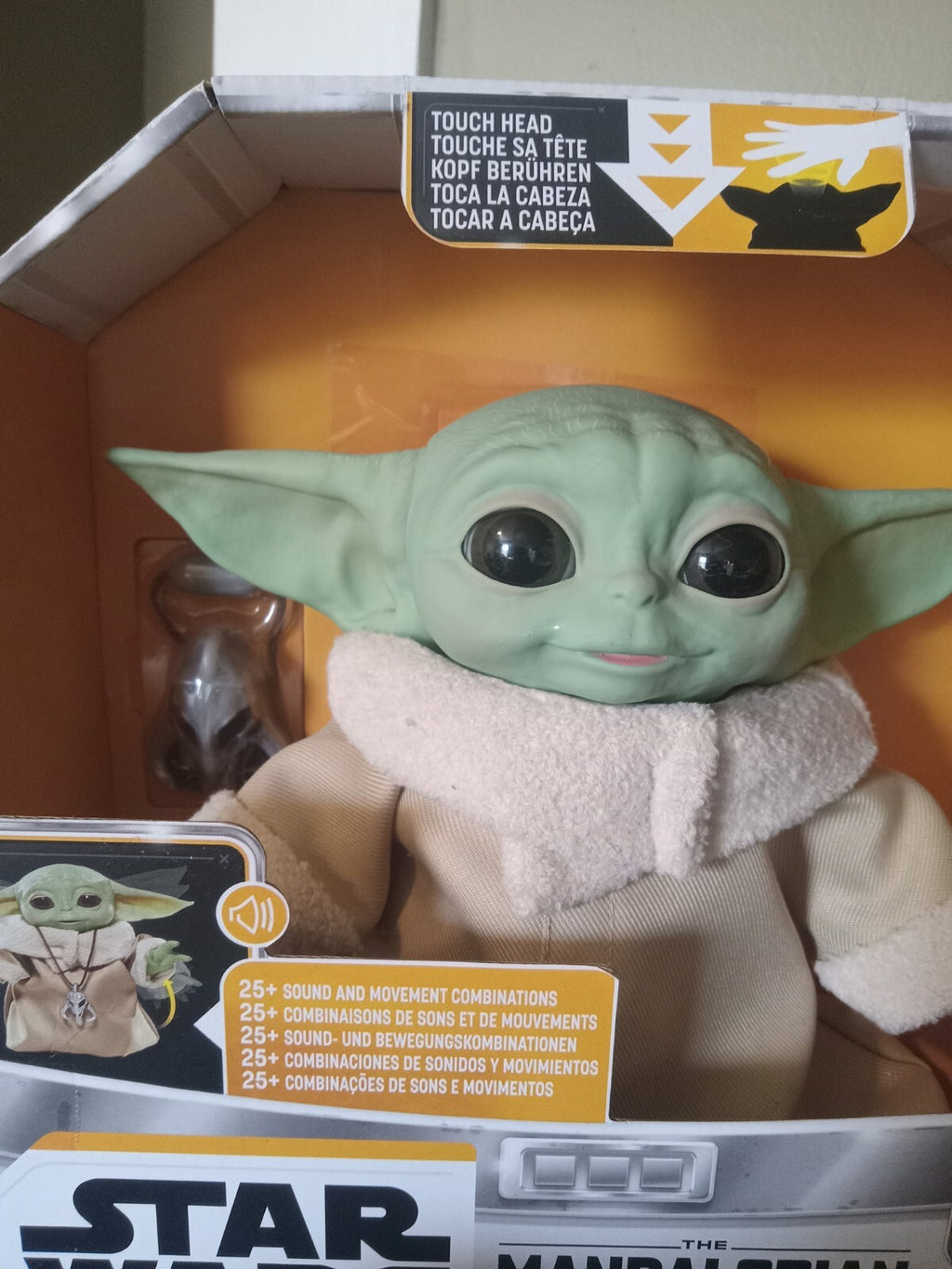 Star Wars The Mandalorian: The Child Animatronic Doll – Sound & Movement