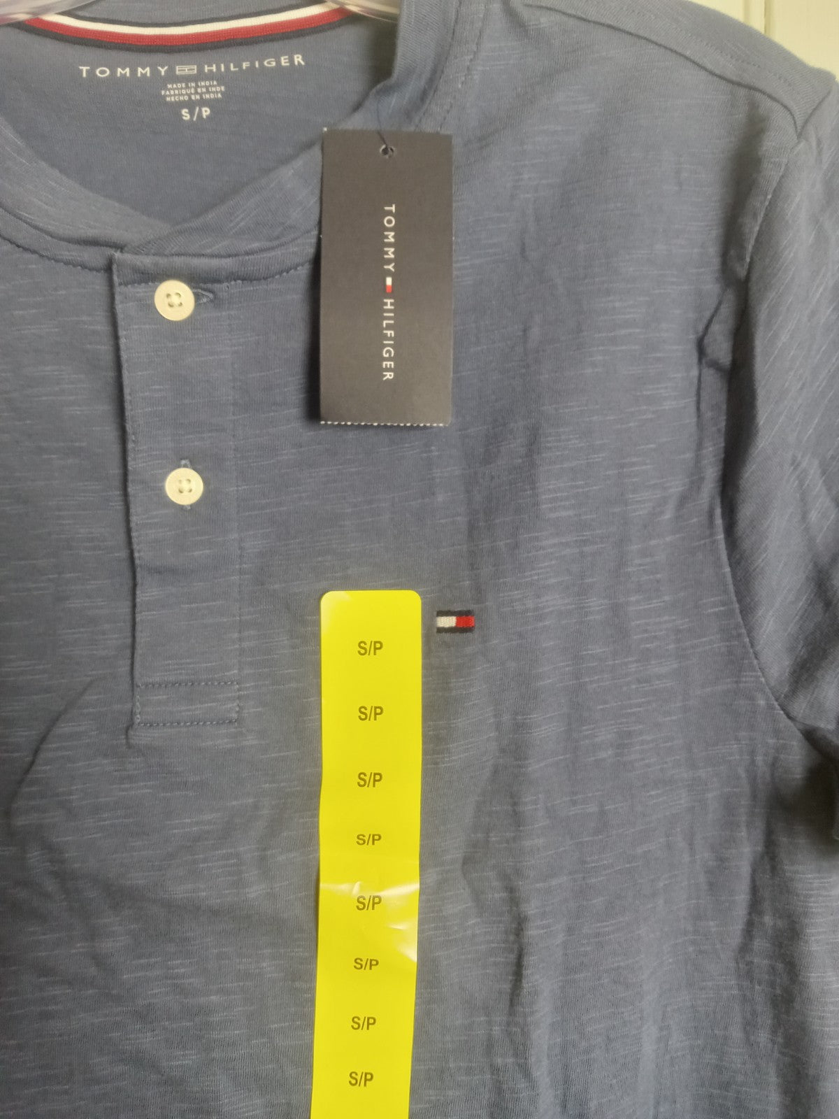 NWT Men’s Tommy Hilfiger Blue Crewneck T-Shirt Size Small – Classic Fit