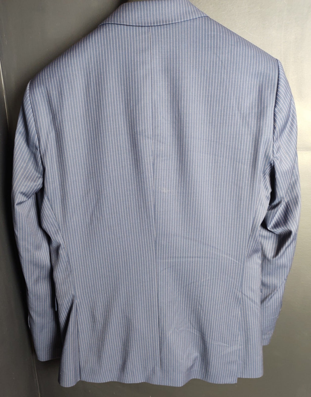 Snover Blue Pinstripe Suit Men's 38 Jacket/34W Pants 2-Pc Sharp Fit