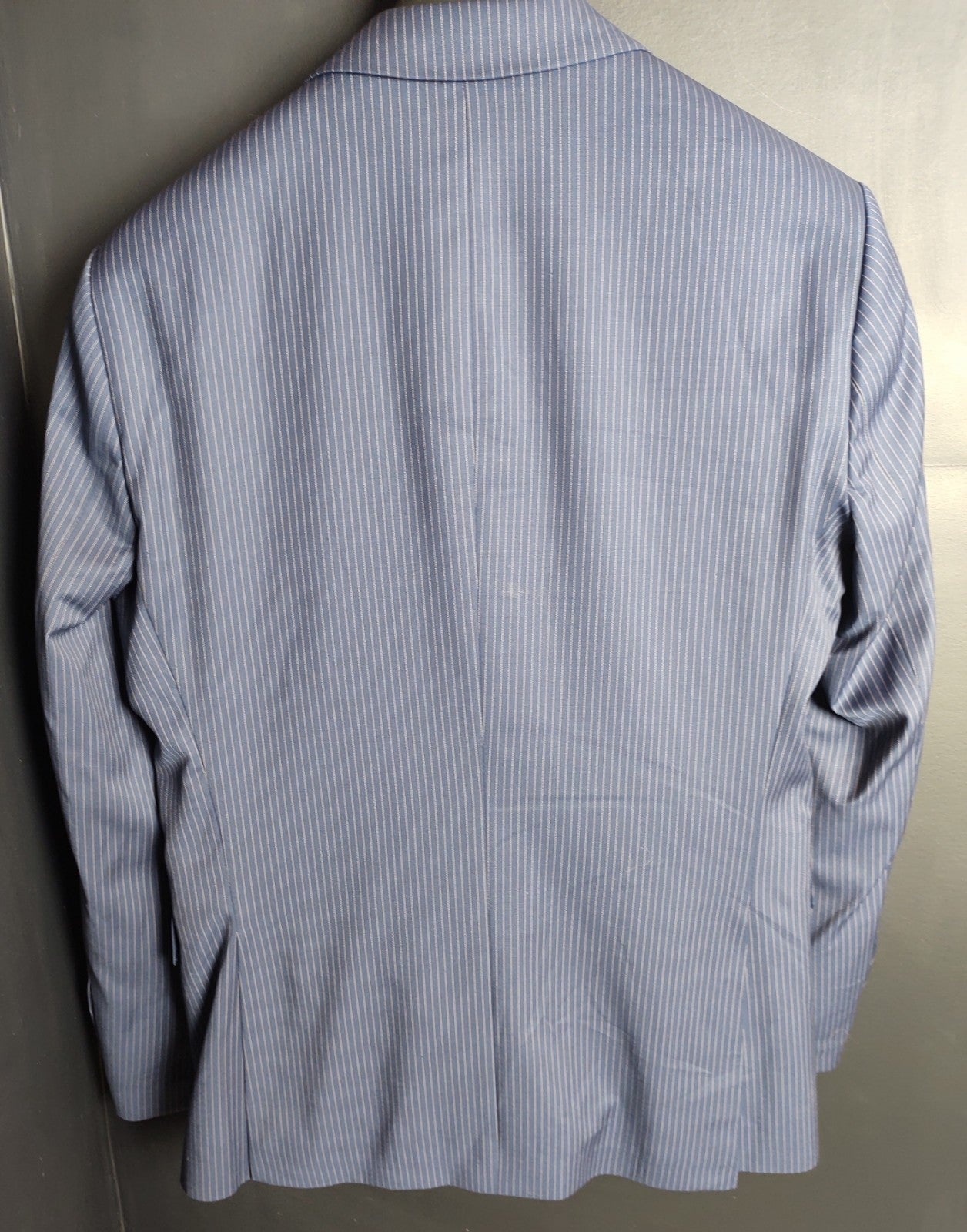 Snover Blue Pinstripe Suit Men's 38 Jacket/34W Pants 2-Pc Sharp Fit