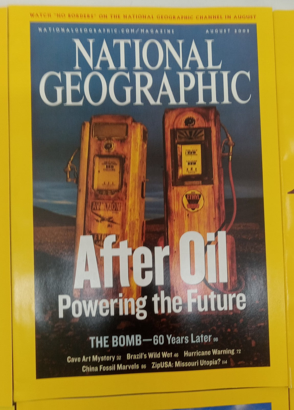 National Geographic Jul–Dec 2005 | VG+ | Faux Leather Case | 6 Magazines