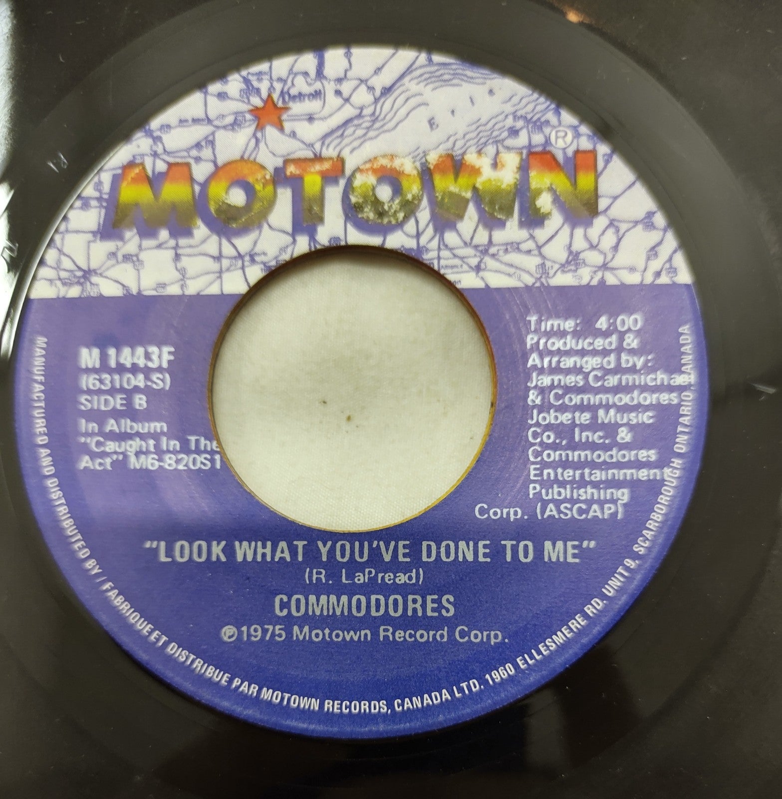 Commodores – Three Times A Lady 7” Motown M1443F Canada 1978