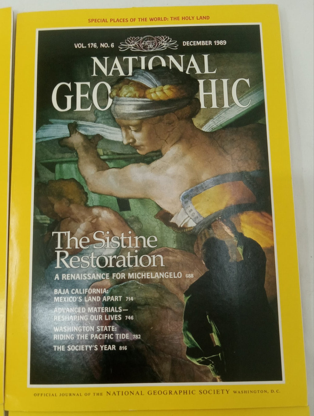 Nat Geo Magazines With Slipcover July To December  1989