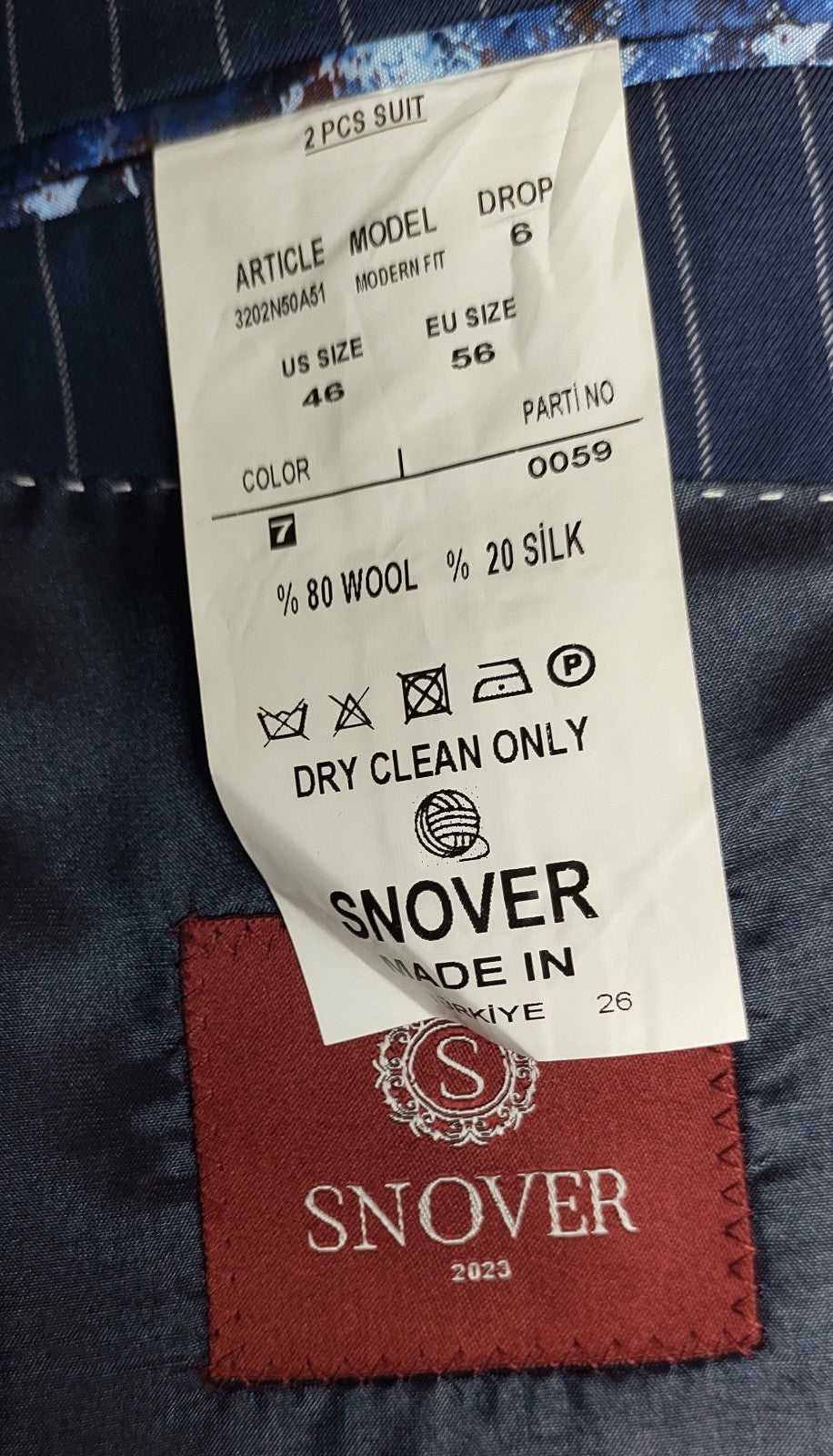 Snover Blue Pinstripe Suit Men's 46 Jacket/40W Pants 2-Pc Sharp Fit