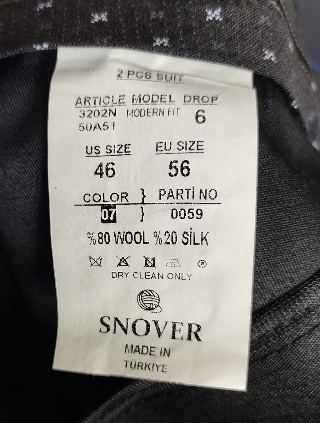 Snover Blue Pinstripe Suit Men's 46 Jacket/40W Pants 2-Pc Sharp Fit