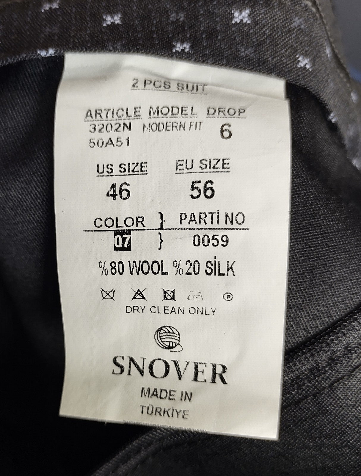 Snover Blue Pinstripe Suit Men's 46 Jacket/40W Pants 2-Pc Sharp Fit