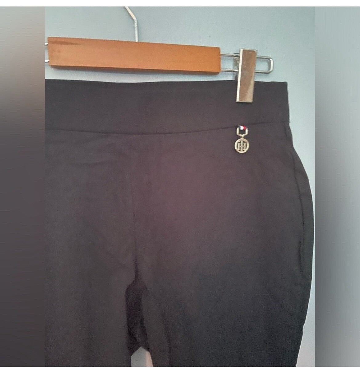 Tommy Hilfiger Black Pull-On Dress Pants Size 6 – Women's Office Slacks