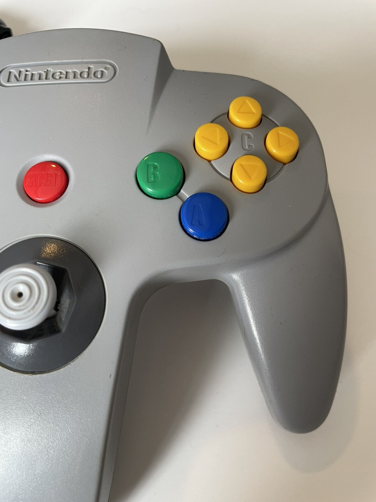 Vintage Nintendo 64 Console Bundle 1996 – Authentic Black Home Gaming System