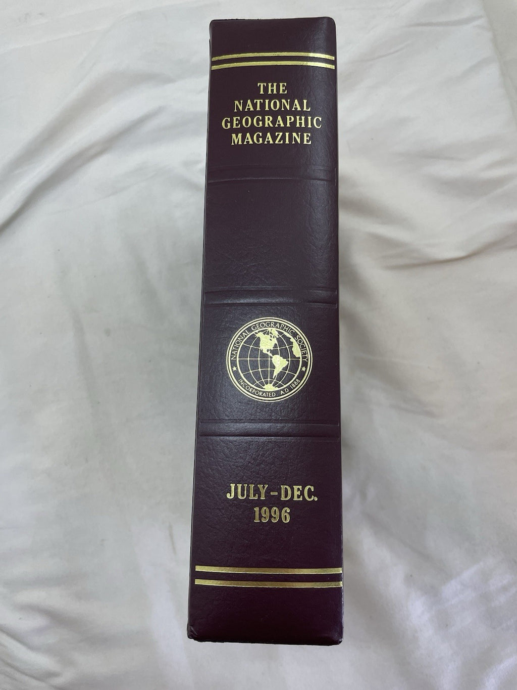 Vintage Nat Geo Lot Jul–Dec 1996 Slipcover Set | Wildlife, Illustrated