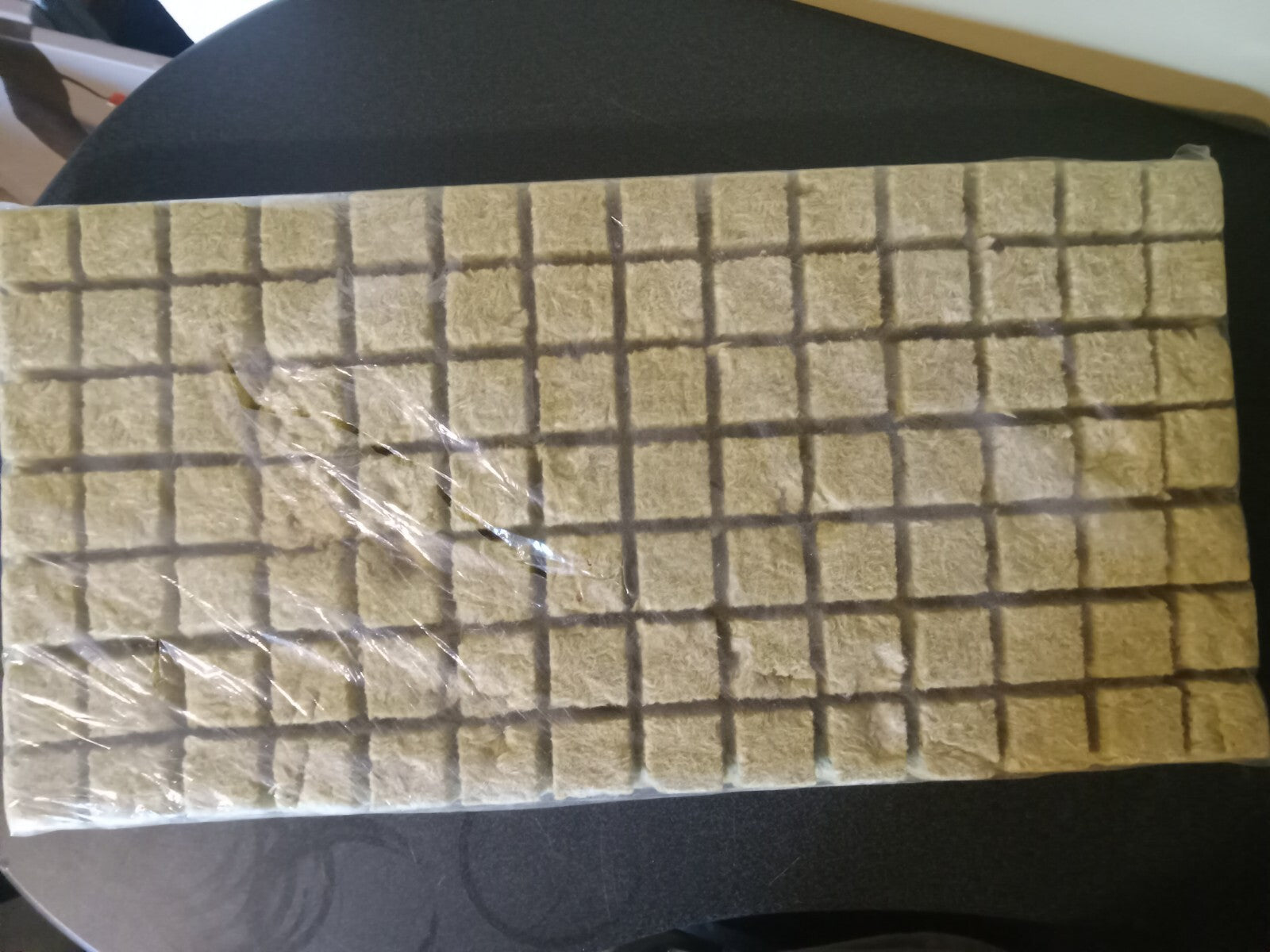 Rockwool Seedling Starter Kit – 100+ Units for Home Gardening and Hydroponics