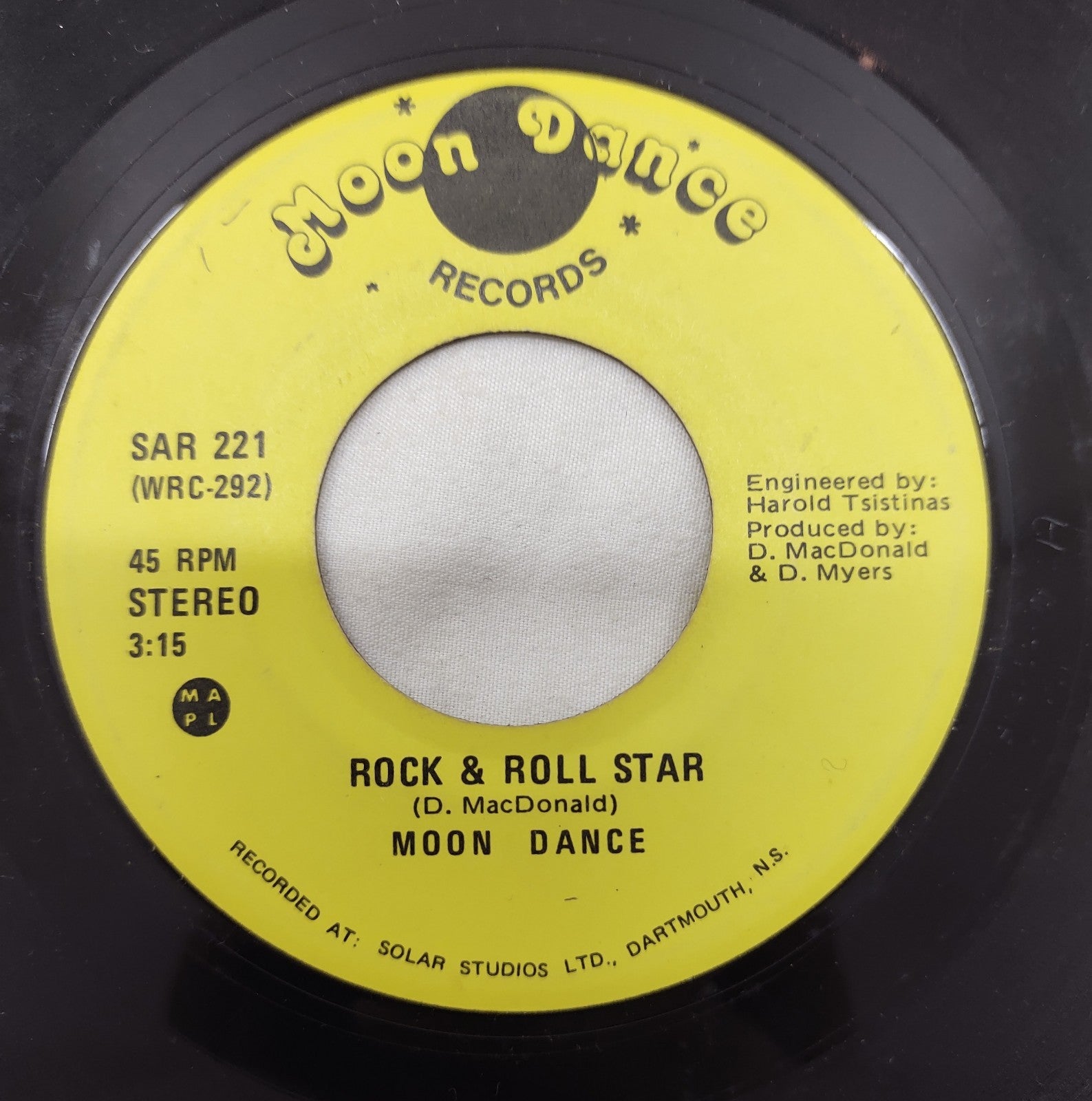 Moon Dance – Dance Me Loose 7” Moon Dance SAR 221 Canada NS Press