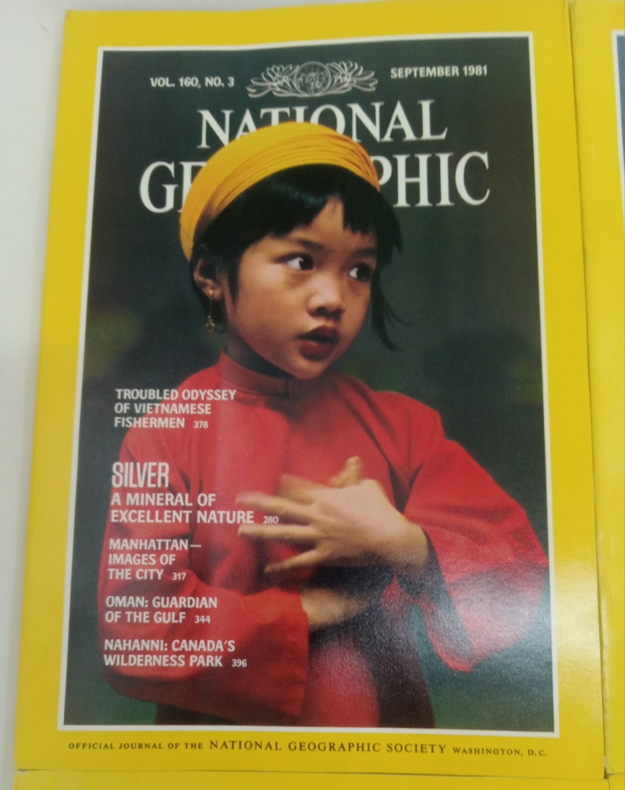 Nat Geo Magazines With Slipcover July To December 1981